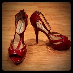 Steve Madden size 9 red heels